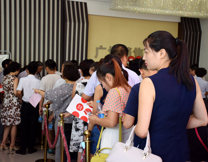 喜報(bào)！捷報(bào)！一經(jīng)推出即成隴南商業(yè)傳奇！