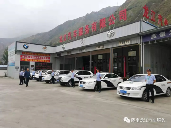 金錘鈑金，銀槍噴漆！龍江汽修值得信賴！