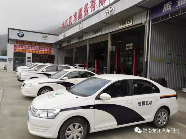 金錘鈑金，銀槍噴漆！龍江汽修值得信賴！