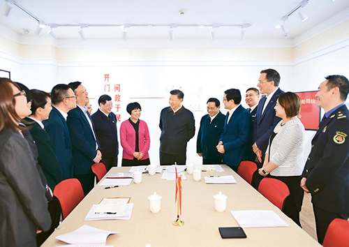 習(xí)近平：堅(jiān)持、完善和發(fā)展中國(guó)特色社會(huì)主義國(guó)家制度 與法律制度